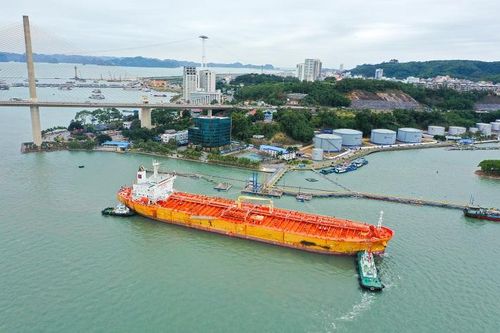 PG Tanker nhận tàu dầu Petrolimex 21 có trọng tải 45,942 DWT