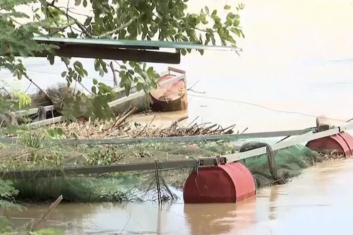 Đắk Nông: Thủy điện Buôn Kuốp gửi tiền hỗ trợ, dân từ chối nhận