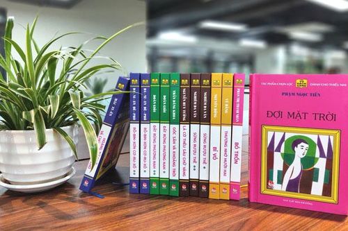 'Tủ sách Vàng' tái xuất, nuôi dưỡng tình yêu văn chương cho độc giả thiếu nhi