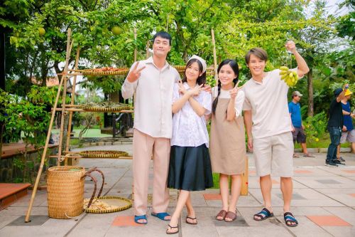 Phạm Đình Thái Ngân không được đóng chính trong MV mới, nghe lý do không biết vui hay buồn