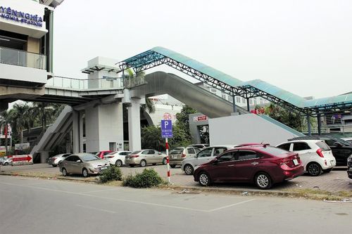 Đường sắt Cát Linh - Hà Đông trước ngày bàn giao: Vẫn bỏ mặc xuống cấp, hư hỏng