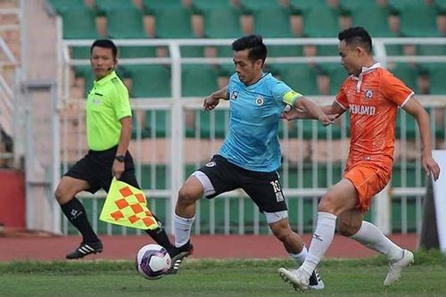 Quang Hải và đồng đội vất vả trước tân binh V League 2021