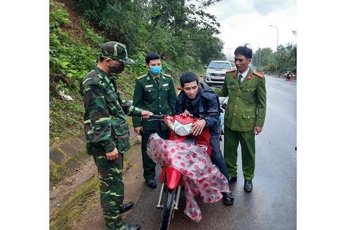 Tinh vi các thủ đoạn buôn bán pháo lậu