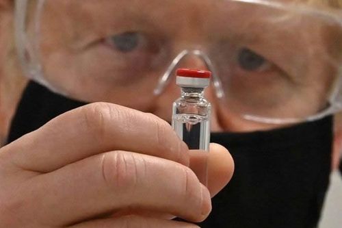 Anh - quốc gia đầu tiên phê duyệt vaccine ngừa Covid-19 của AstraZeneca