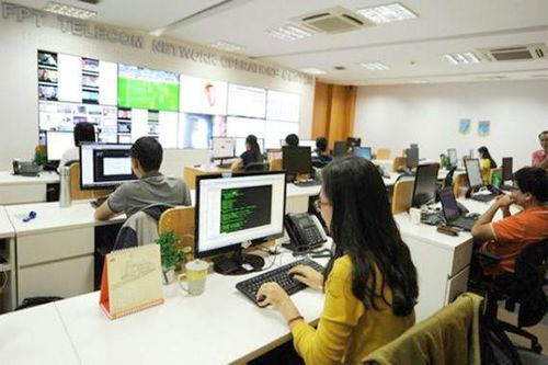 Tập đoàn FPT xây dựng lộ trình chuyển đổi số cho Tổng công ty Điện lực TPHCM