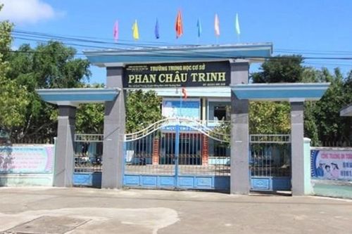 Thầy hiệu trưởng bất ngờ ngã quỵ trong trường rồi tử vong
