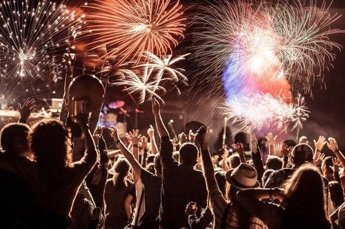 Những phong tục đón năm mới kỳ lạ trên thế giới