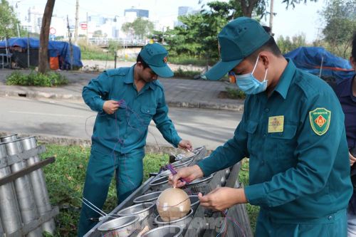 Cận cảnh trận địa pháo hoa 'khủng' nhất TPHCM chào năm mới 2021