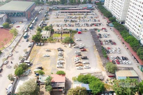 Nửa triệu m2 đất bãi xe 'đắp chiếu', quận đông dân nhất Hà Nội gửi bãi chui