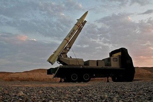Iran tuyên bố đưa tàu ngầm đến Vịnh Ba Tư để 'săn tìm' tàu Mỹ và Israel