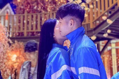 Scandal năm 2020: Ngọc Trinh bị 'cắm sừng', Quang Hải kể chuyện 'đá cặp' với nhiều cô gái