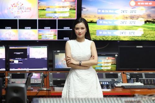 MC Huyền Châu tiếc nuối vì phải tạm xa 'Café sáng với VTV3'