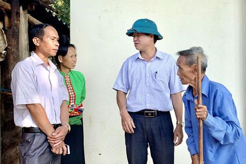 Xây dựng Ðảng, hệ thống chính trị trong sạch, vững mạnh