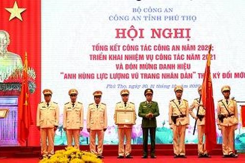 Công an tỉnh đón nhận danh hiệu Anh hùng lực lượng vũ trang