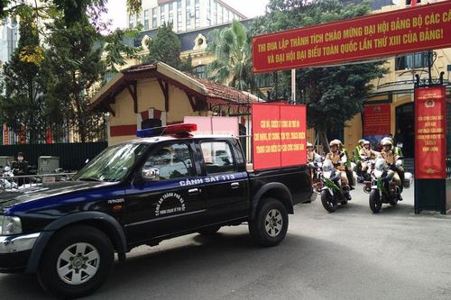 Hà Nội: Mở cao điểm đấu tranh với tội phạm liên quan pháo nổ và cấp căn cước công dân