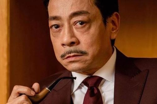 'Trở về giữa yêu thương' có bị ảnh hưởng khi NSND Hoàng Dũng phẫu thuật cột sống?