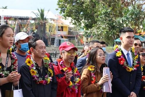 Hội An đón đoàn du khách đầu tiên của năm 2021