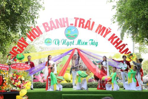 Rộn ràng Ngày hội Bánh - Trái Mỹ Khánh tại Cần Thơ