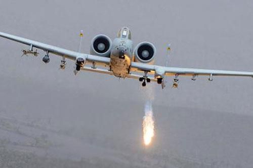 Mỹ dùng A-10 để diệt S-400 Nga