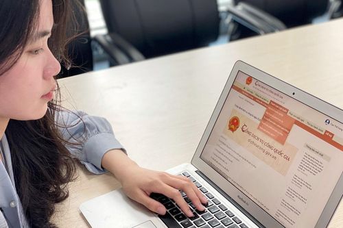 Tiết kiệm gần 8.000 tỉ đồng/năm nhờ thực hiện dịch vụ công trực tuyến qua Cổng Dịch vụ công Quốc gia