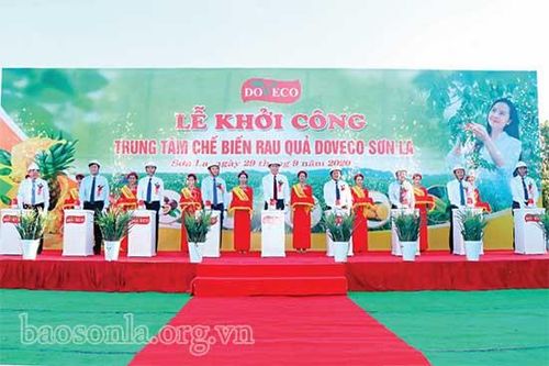Tạo đà và động lực thực hiện thắng lợi nhiệm vụ phát triển kinh tế - xã hội