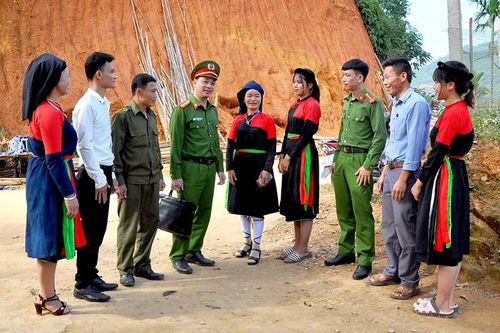 Xuân yên vui