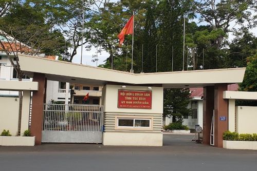 Xử phạt 4 phụ nữ gây rối trước cổng UBND tỉnh Trà Vinh