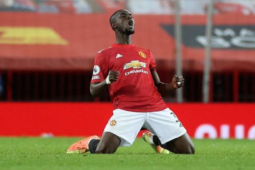 Bailly và pha lăn xả để đời ở Man United