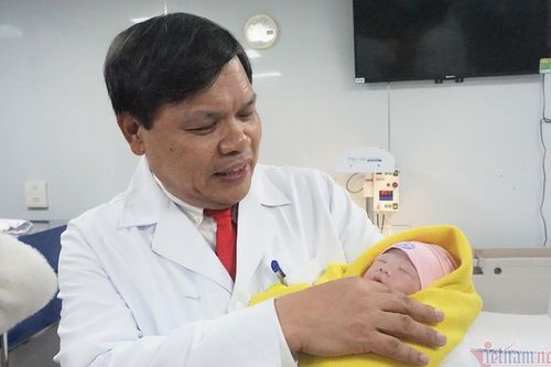 Chào đón những công dân đầu tiên của năm 2021