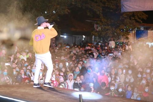 Hơn 1000 lượt khách du lịch đến Phong Nha Kẻ Bàng ngày đầu năm mới