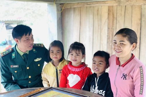 Nữ thủ lĩnh người Chứt dưới đỉnh Ka Đay