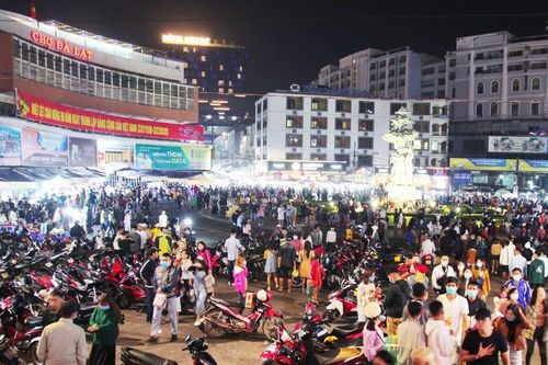 Đà Lạt tấp nập du khách dịp Tết Dương lịch 2021