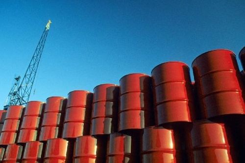 Giá dầu thô và khí gas tăng mạnh trong phiên cuối năm 2020