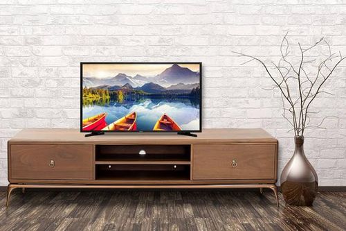 Đối nghịch cuối năm: Tivi 4K đại hạ giá cực rẻ, ớt đắt giá chưa từng có