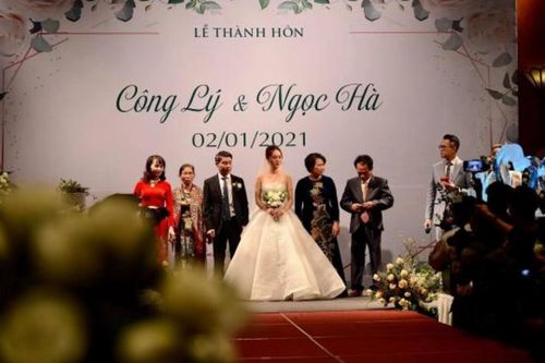 Đám cưới Công Lý - Ngọc Hà: Dàn sao Việt nô nức dự tiệc, chú rể ngượng ngùng hôn cô dâu