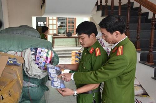 Quảng Nam: Một tuần bắt 5 vụ vận chuyển hàng lậu, thu giữ gần 12 tấn hàng hóa