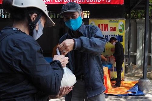 Xuân yêu thương và hy vọng