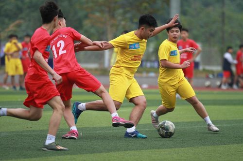 Loạt trận 15h30 ngày 3-1-2021