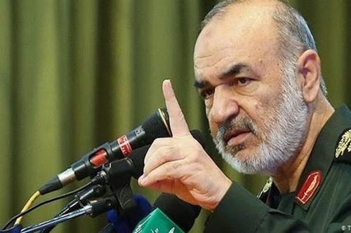 Tướng Iran tuyên bố đáp trả mọi hành động của kẻ thù