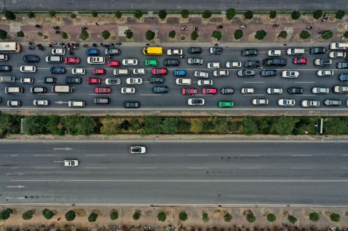 Cửa ngõ Hà Nội ùn tắc nhiều giờ sau nghỉ lễ