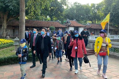 Năm 2021, Hà Nội phấn đấu đón 19 triệu lượt khách du lịch
