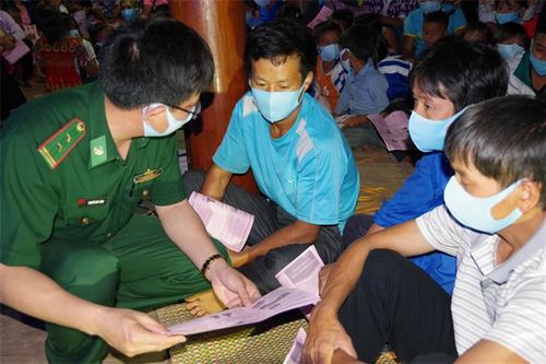 Công tác phổ biến, giáo dục pháp luật cho cán bộ, nhân dân khu vực biên giới ngày càng thực chất hơn
