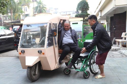 Đêm định mệnh của anh giám đốc 'tiền tỷ' ngồi xe lăn