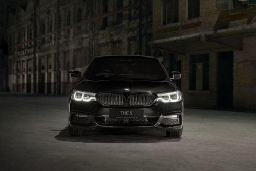 Cận cảnh BMW 530i M Sport Dark Shadow Edition hầm hố, giá 2,24 tỷ đồng