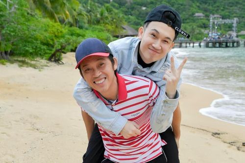 Dương Triệu Vũ khoe khoảnh khắc gia đình sum họp: 'Cảm ơn anh Bốn luôn 'cõng' đứa em này'