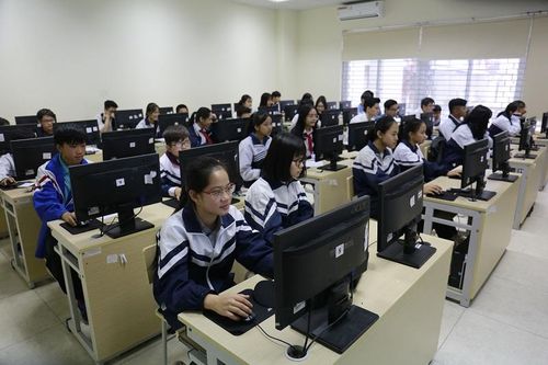 Xác định 10 thí sinh vượt qua vòng 3 Cuộc thi 'Vì An toàn giao thông Thủ đô trên internet' năm 2020