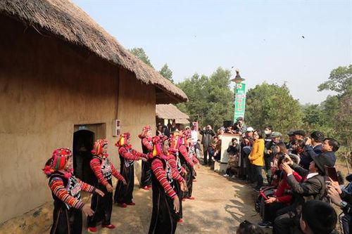 Sắc màu văn hóa tại 'Chợ phiên vùng cao chào Xuân 2021'
