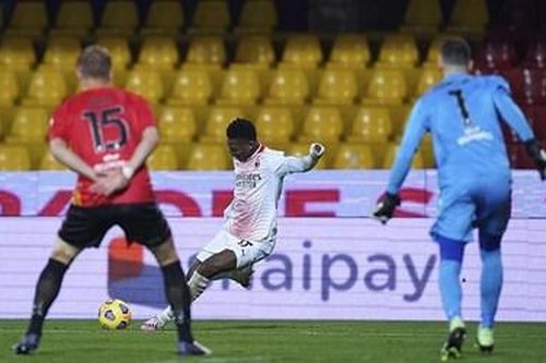 AC Milan duy trì ngôi đầu, Juventus áp sát top 4