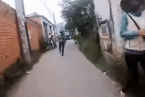 Gay cấn màn truy đuổi, bắt trộm xe máy như phim hành động