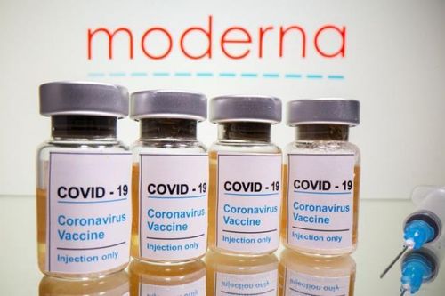Mỹ xem xét tiêm nửa liều vắc xin Covid-19 của Moderna